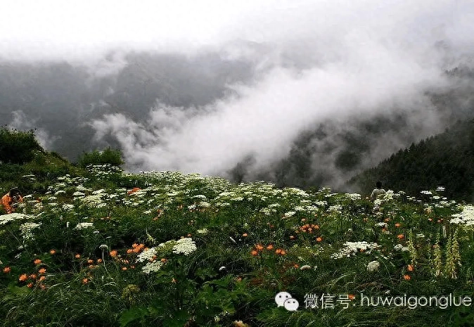 华北屋脊是指哪个山峰