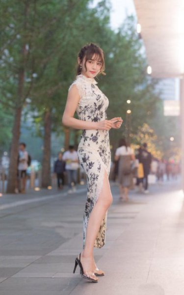 初夏适合穿什么衣服？