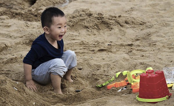 单亲妈妈怎样教育男孩子更正确