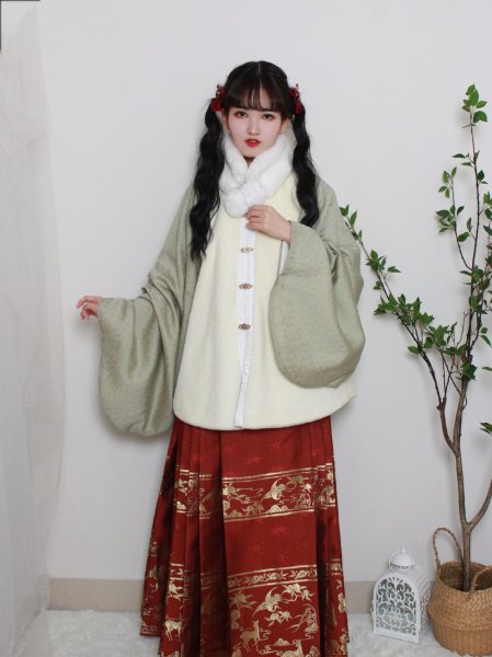 女士汉服怎么穿