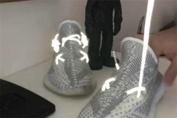 yeezy鞋带系法是怎么样的