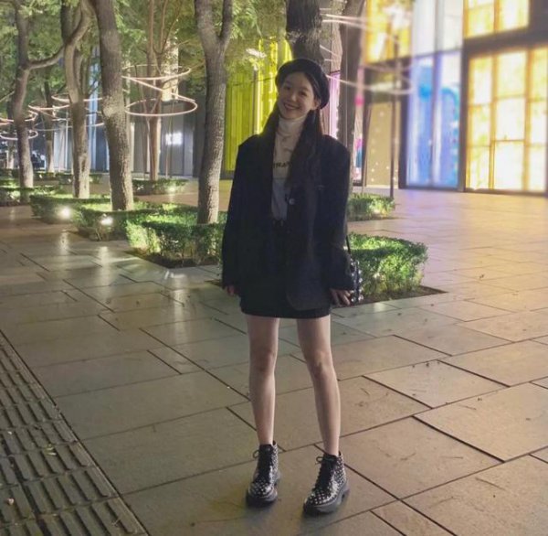 不同靴子怎么搭配衣服？