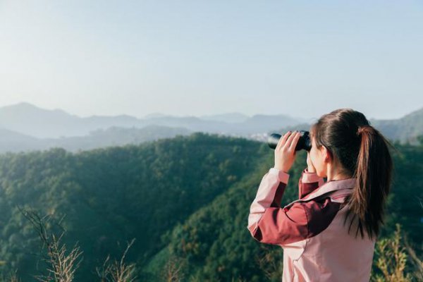 为什么互相喜欢却都不主动找对方聊天